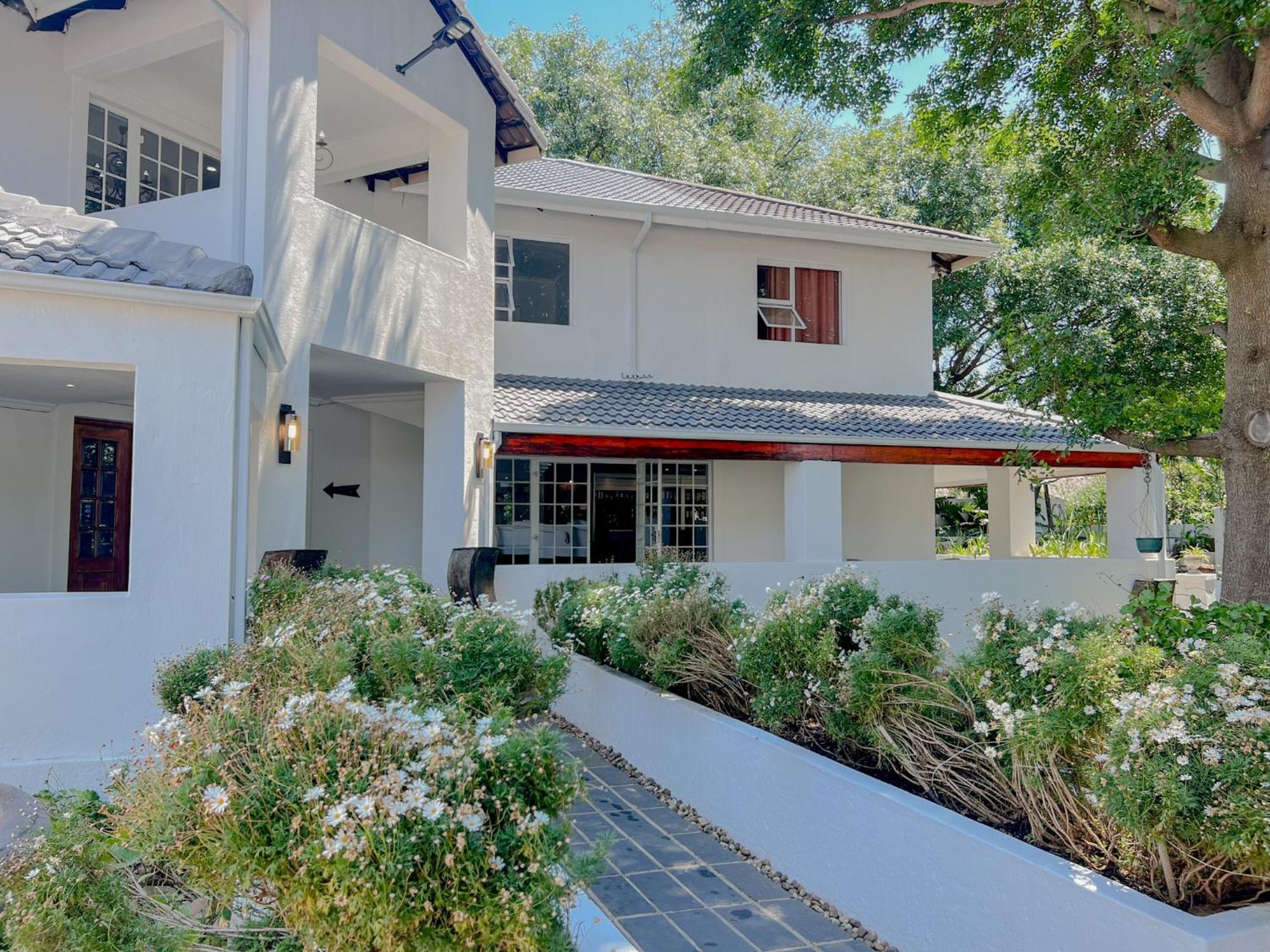 Amoris Guesthouse - In Brooklyn Pretoria-Noord Exterior foto